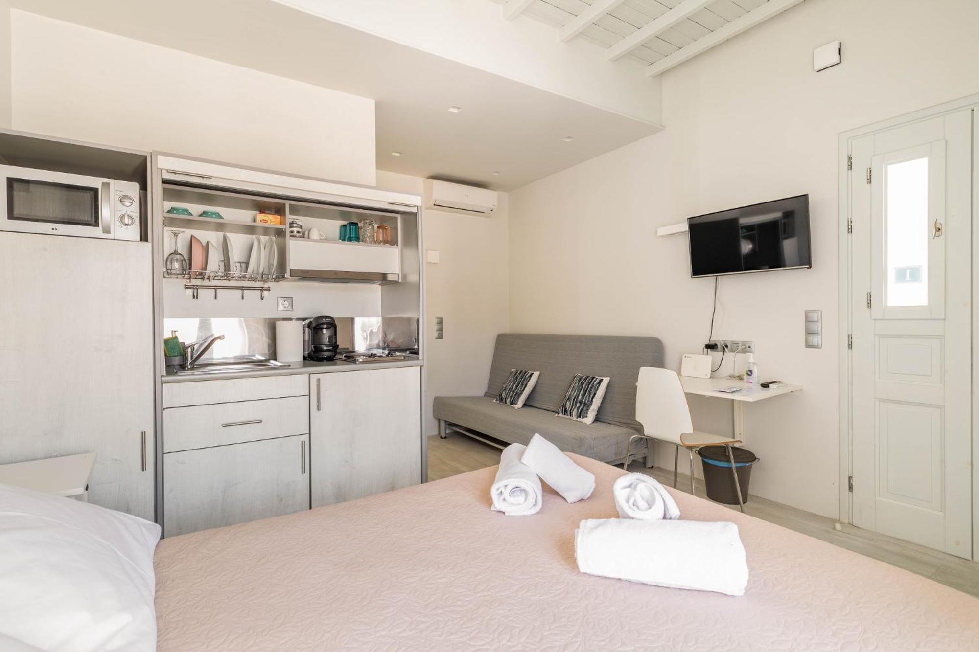 Elenitas Flat Next To The Windmills * Mykonos Town